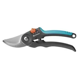 Noutate Foarfeca de crengi Gardena PremiumCut Flex