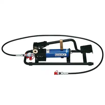 Preț redus Pompa hidr. 700bari, act. cu pedala Klauke