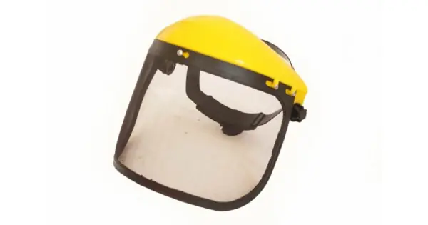 Masca de protectie cu viziera perforata din plastic si sistem de fixare pe cap reglabil Preț redus